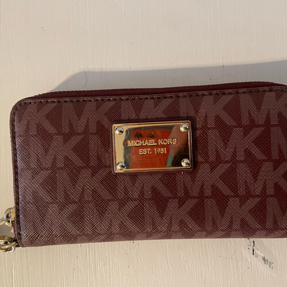 Michael Kors Wristlet